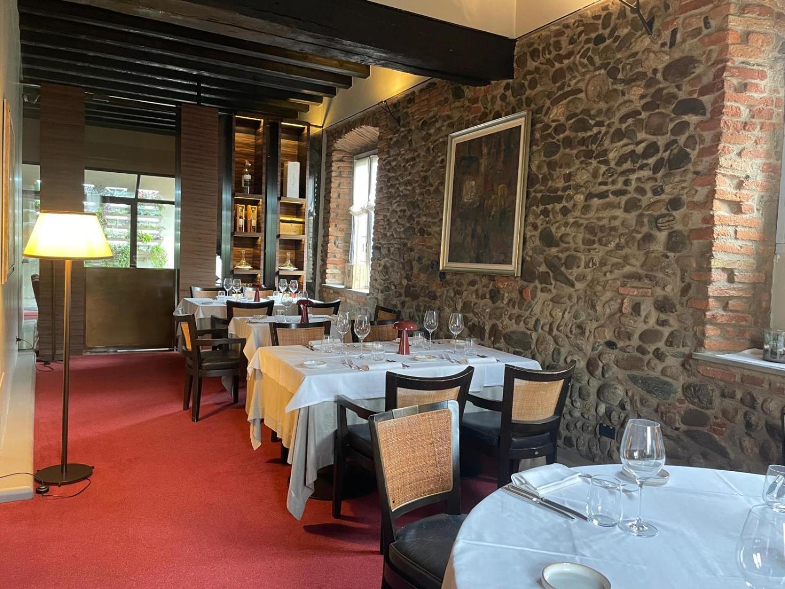 Lear • Dining Club Hotell Briosco Exteriör bild